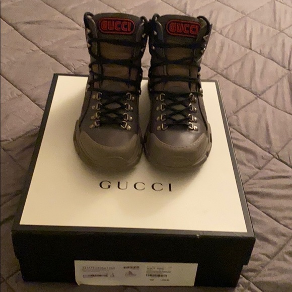 No use for boots anymore - Picture 1 of 4